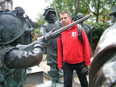 B3 Statues