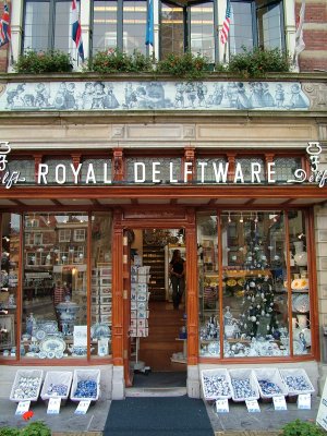 I Delft shop.jpg