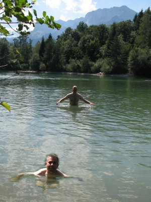 Salzburg i lake.jpg