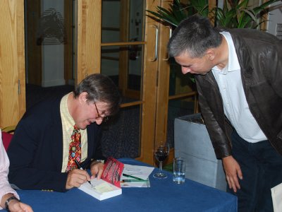 Stephen Fry d