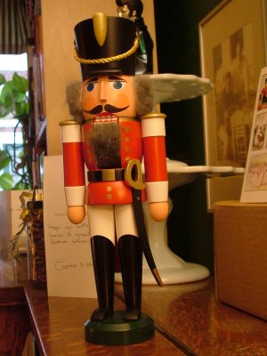 Aa nutcracker