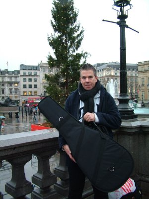 London guitar