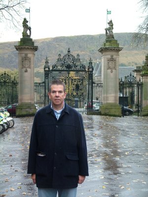 C N Holyrood