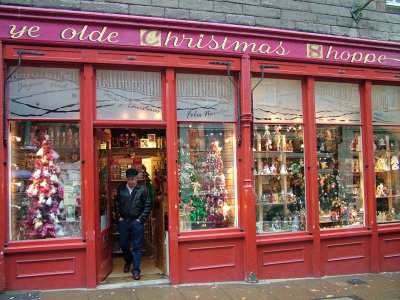 F Christmas shop