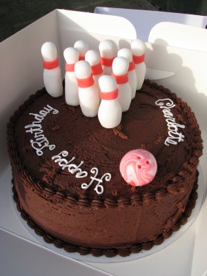 Bowling cake