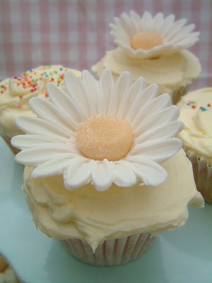 Daisy cupcakes