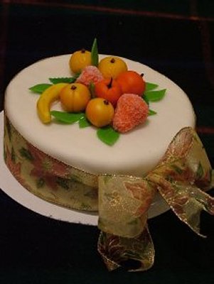 V Christmas cake.jpg