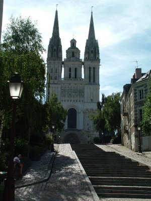 2 e church