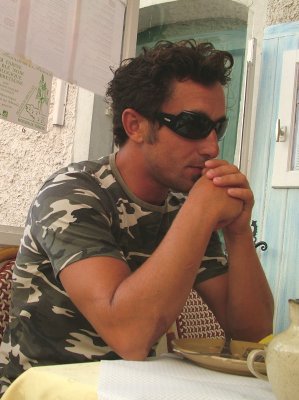 6 La Rochelle Cute Man 2.jpg