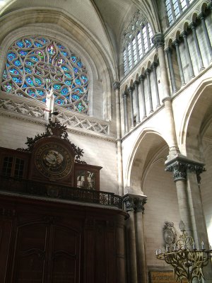 B St Omer clock.jpg