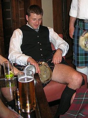 Dec Kilt thigh.jpg