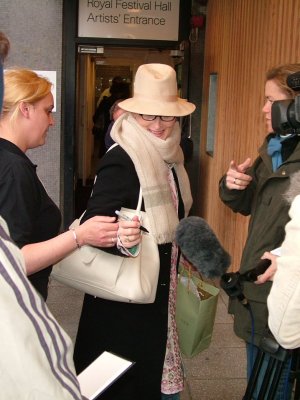 M Meryl 3