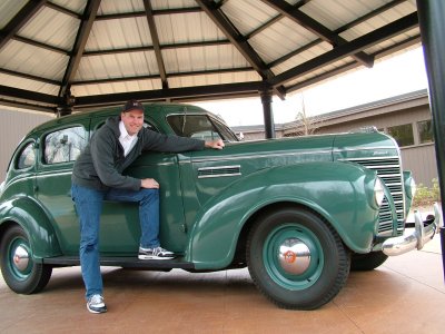 G Elvis car