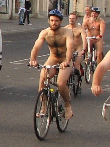 Naked cyclists a 