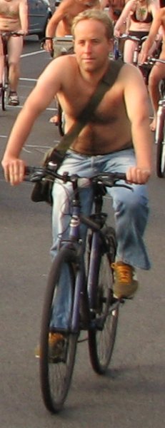 Naked cyclists k9b