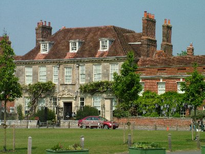 Salisbury e M House.jpg