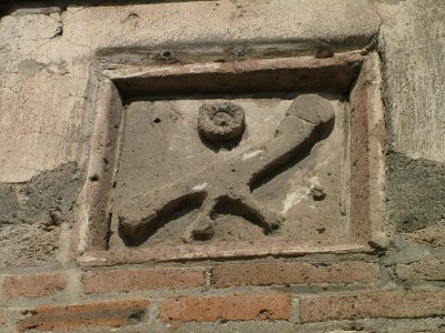 b8 Pompeii sign