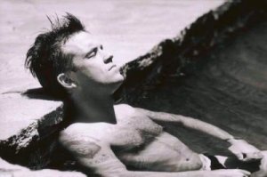 Robbie Williams bathing